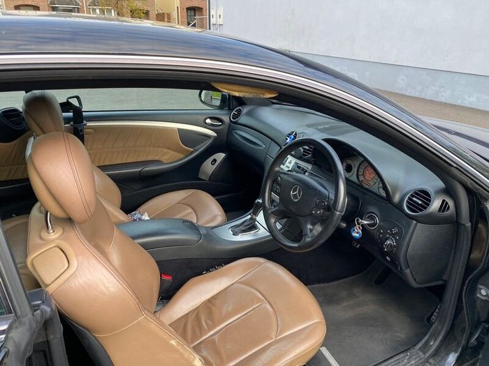 Mercedes-Benz CLK200 Avantgarde