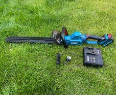 hedge trimmer Erbauer