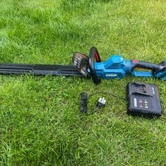 hedge trimmer Erbauer