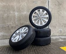 Genuine Volkswagen Polo 16" Alloys & Tyres - 5x100