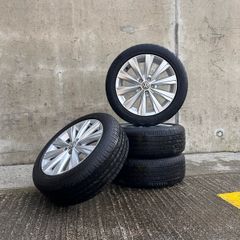 Genuine Volkswagen Polo 16" Alloys & Tyres - 5x100