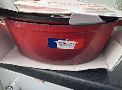 casserole dish
