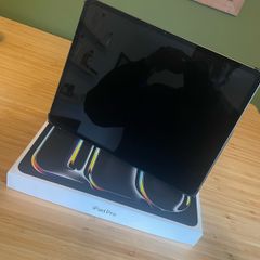 iPad Pro -13 inch