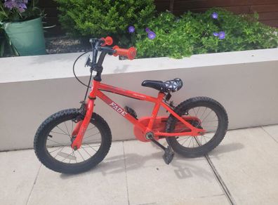 Apollo Fade kids 16" bike