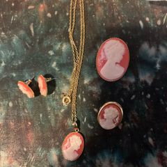 Cameo set free postage