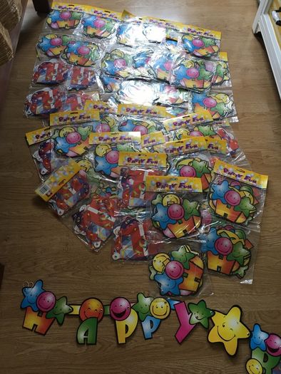 Lot birthday banners