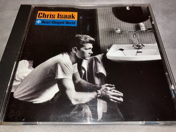 Chris Isaac - Heart Shaped World    CD