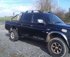 Mitsubishi L200 2004 with donor vehicle