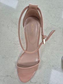 Ladies nude sandals