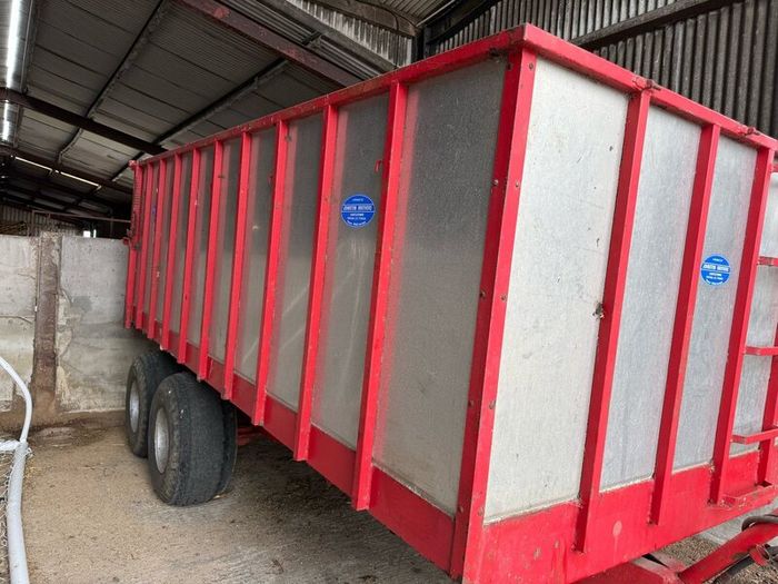 Johnstone 8 tonne grain trailer