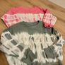 Bundle of girls clothes for 5 year old. Image 8