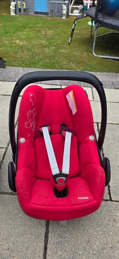 Car seat and base
