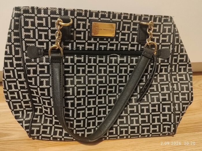 Tommy Hilfiger Monogram Jacquard Tote Bag Authentic