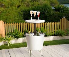 Outdoor ice cooling table!!!