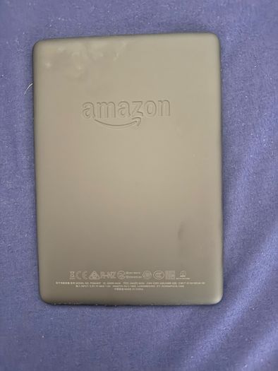 Kindle Paperwhite 10th Gen (Waterproof) + Free Case