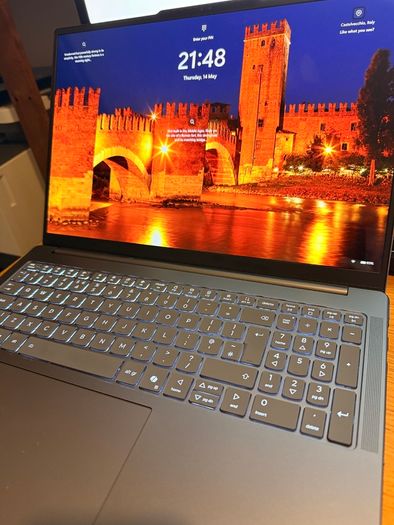 Lenovo Yoga Pro 9i Gen 10 Aura Edition