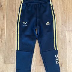 Adidas bottoms 7-8y, New