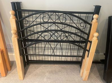 Extremely Solid Single Bed Frame - Can Deliver