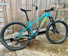 Trek Roscoe 9 - Like New - Hardtail 29er Mountain Bike