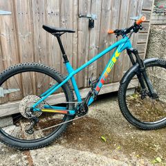 Trek Roscoe 9 - Like New - Hardtail 29er Mountain Bike