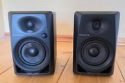 Pioneer DM 40