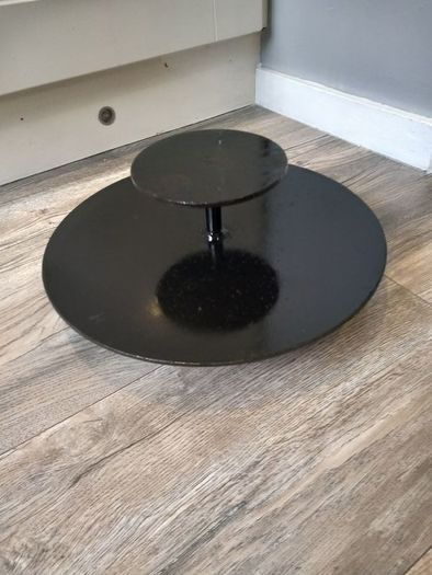 Black metal stand