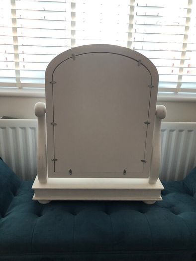 Country Corner dressing table top mirror