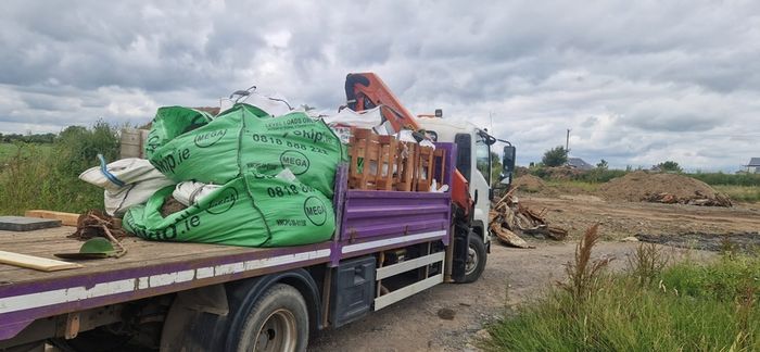 Skip bag waste removal