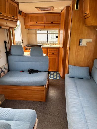 Camper/MotorHome