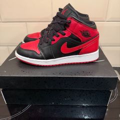 Nike Air Jordan 1 mids