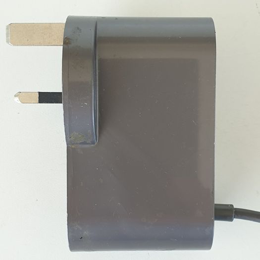 Dyson V8 V7 V6 battery charger working