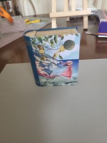 Italian tin box