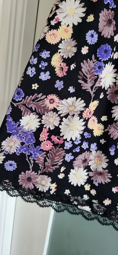 YUMI black floral print layered skirt Sz 12UK - Bnwt Rrp 34.99