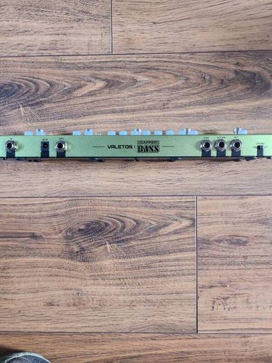 Valeton Dapper Bass Effects Strip