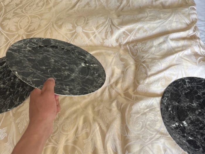 plates marble