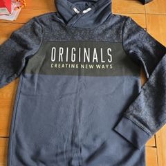H&M boys sweatshirt