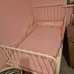 MINNEN Extending bed frame