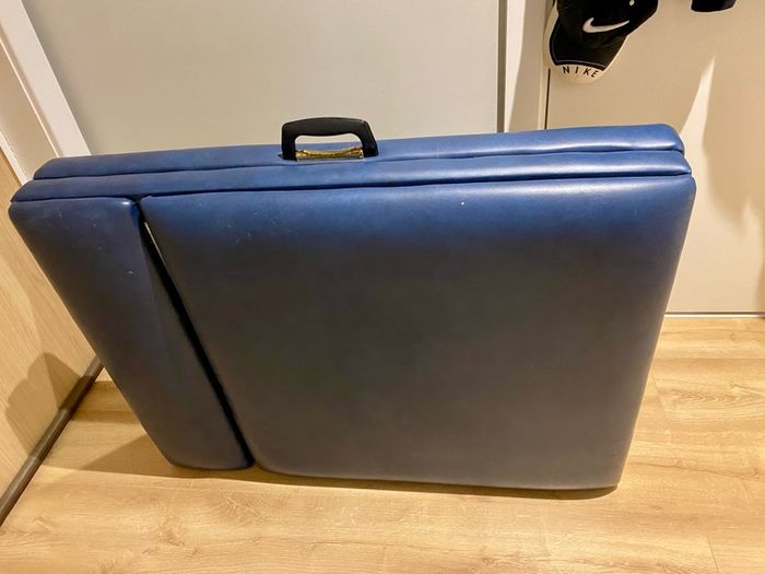 Portable Massage Table