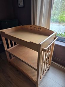 Baby changing table