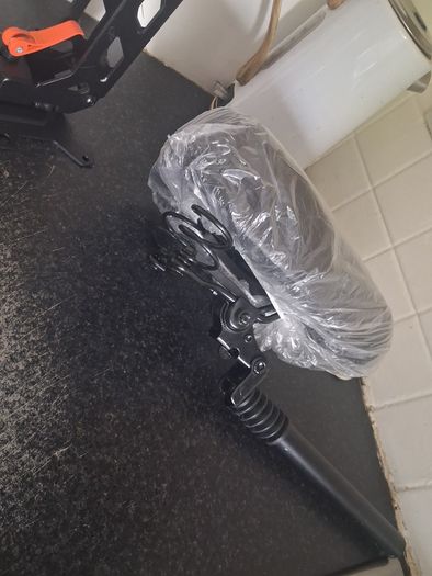 Electric scooter seat