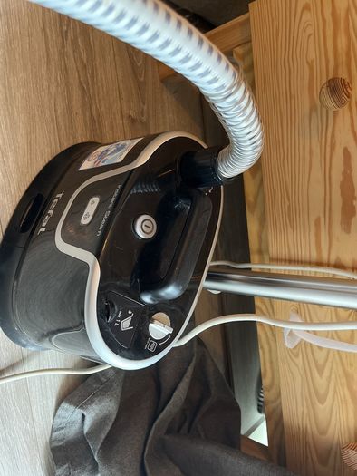 Nearly brand new Tefal Instant Steam