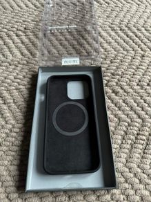 Iphone Apple 13 14 pro MagSafe case