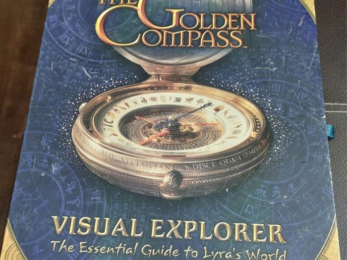 The golden compass (451)