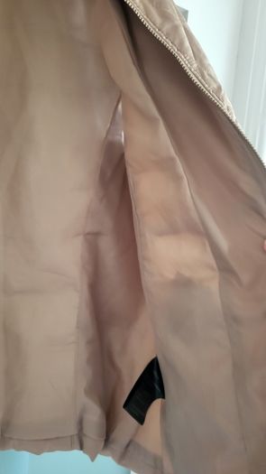 Gold tone light-weight padded gilet Sz L (Fit 12-14 UK)