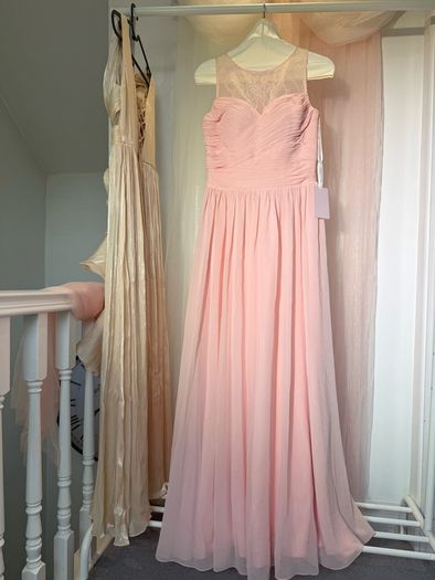 Blush Pink Sleeveless Lace Chiffon Evening Gown
