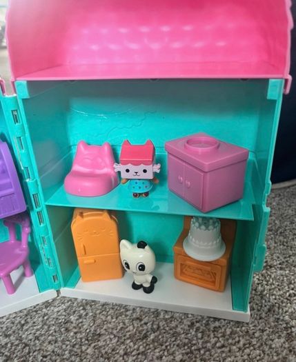 Gabby doll house