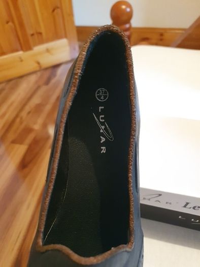 Lether Loafer Lunar Shoe