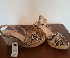 Brand new wedge sandals size 6