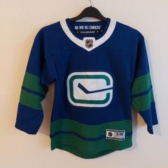 vancouver canucks hockey jersey