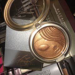 Mac limited edition Mariah Carey highlighter powder